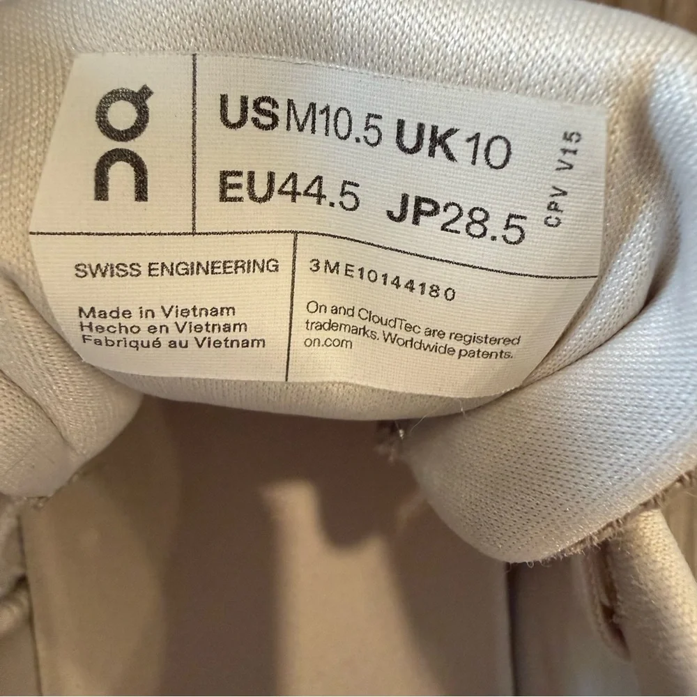 On Running Cloudrunner 2 Neutral Cream/Beige Performance Sneakers